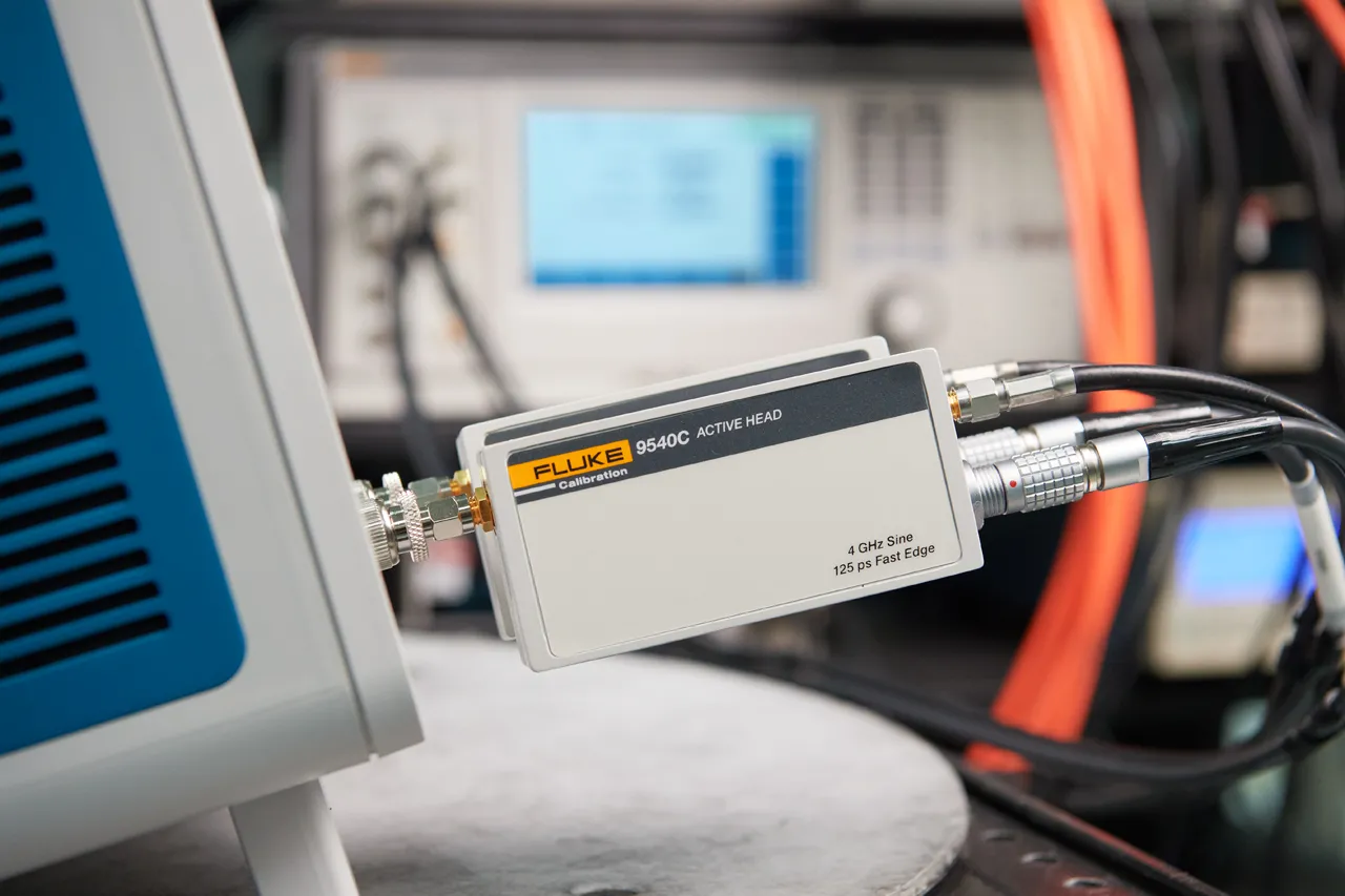 Fluke 9540C - активная головка