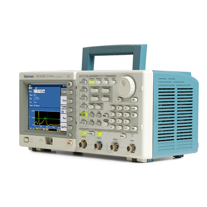 AFG3102C - Генератор Tektronix, 100 МГц, 2 канала